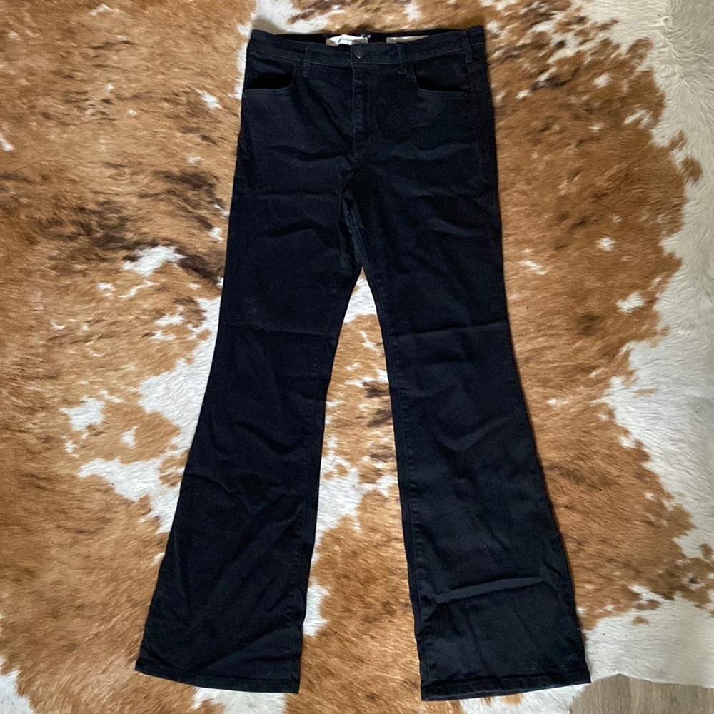HIGH RISE BOOTCUT BLACK DENIM